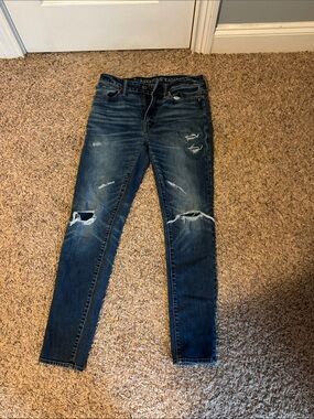 American Eagle Outfitters Men's Dark Blue Ripped Skinny Jeans